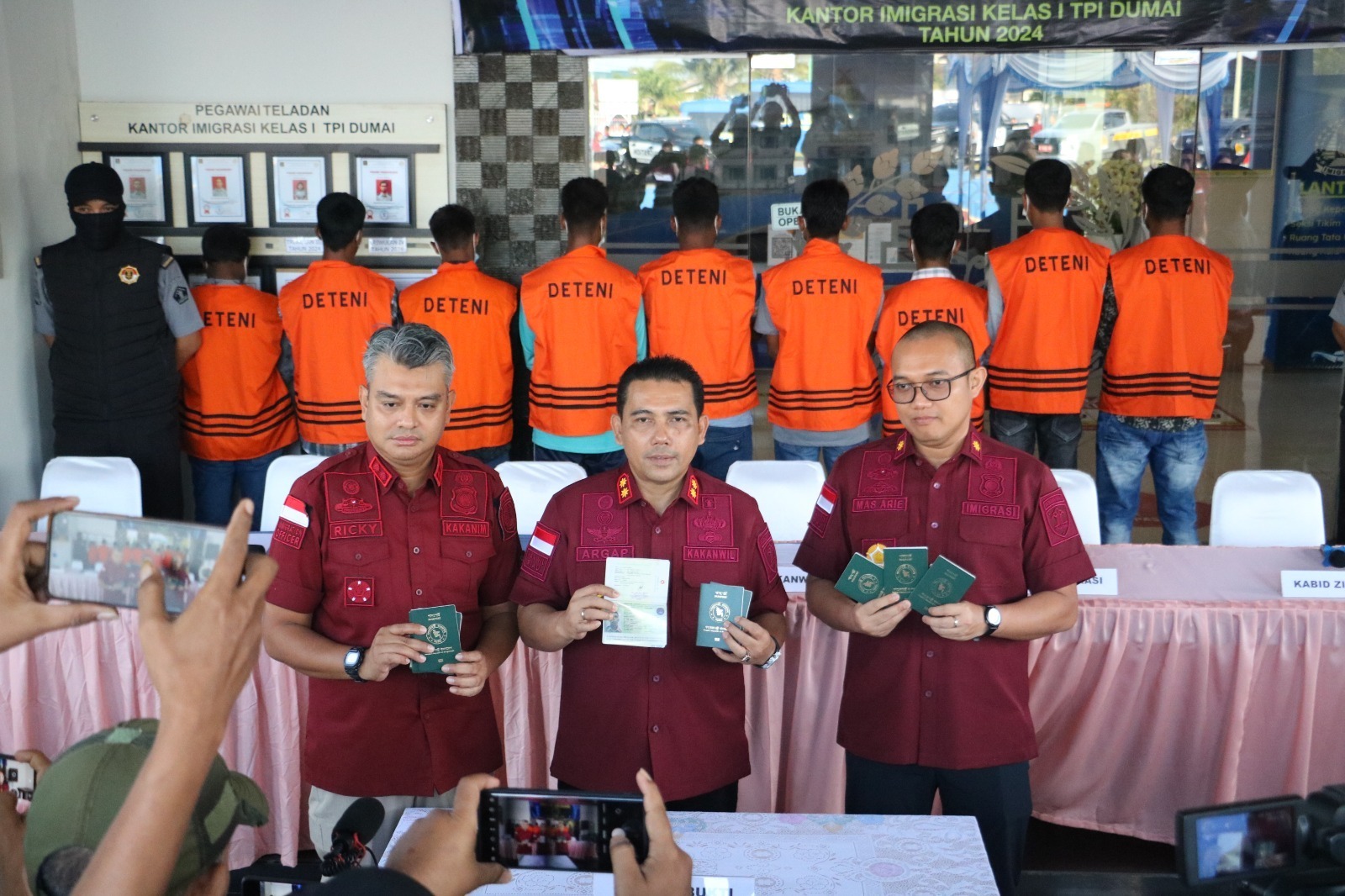26 WNA Diamankan Imigrasi Dumai, Diduga Hendak Menyeberang ke Malaysia Secara Ilegal