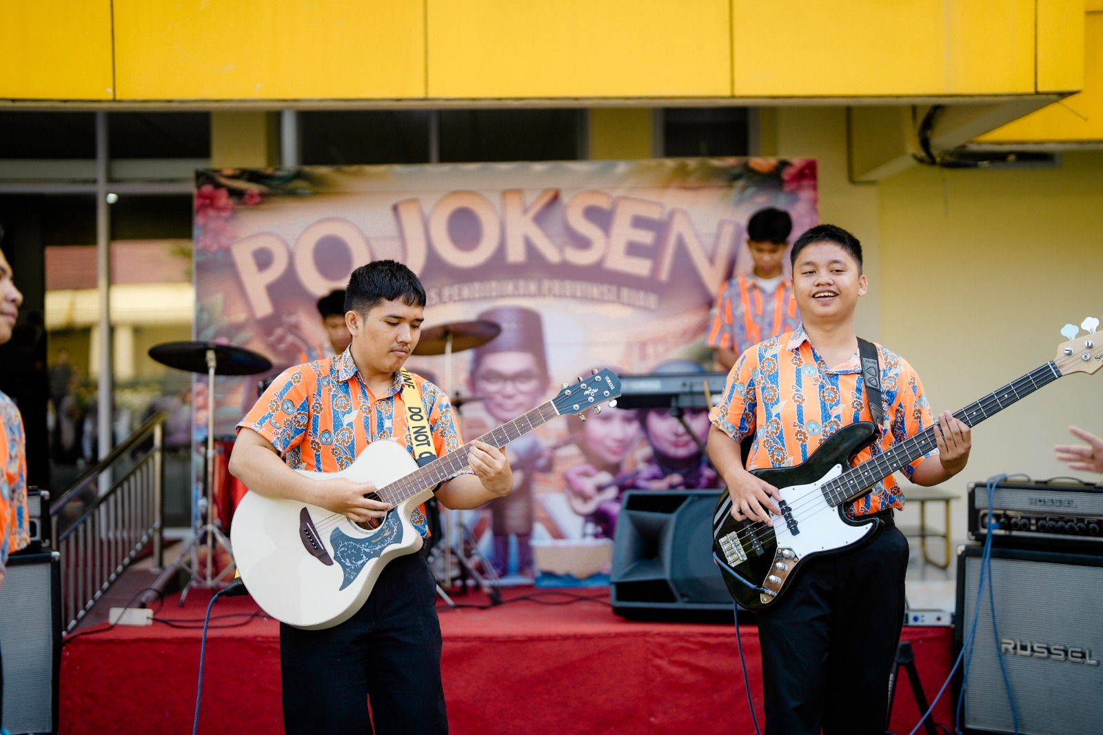 Kereen..!! Pojok Seni Disdik Riau Tampilkan Musisi Dari Satuan Pendidikan Hingga Musisi Jalanan