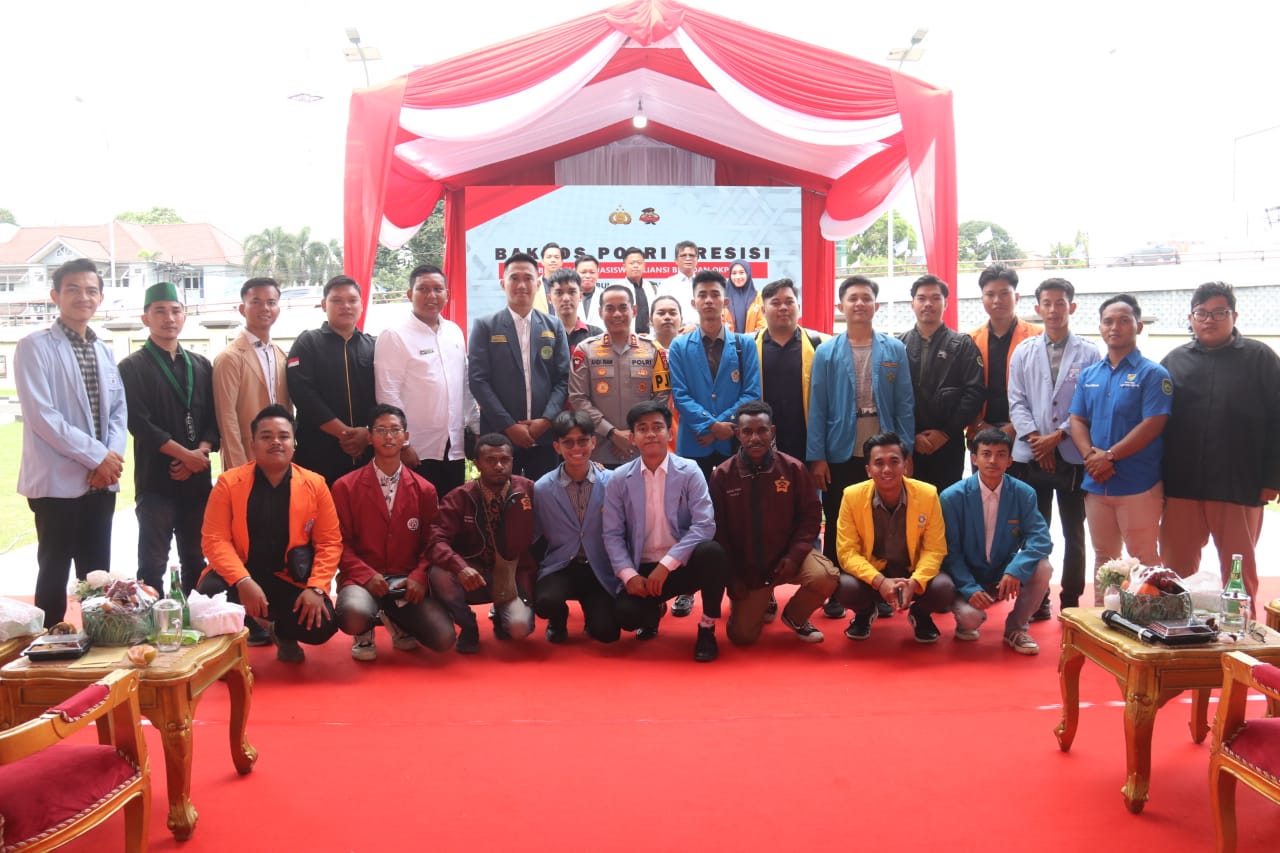 Pembagian Baksos Polri Presisi Bersama Mahasiswa, Aliansi BEM dan OKP Dalam Rangka Menyambut Ramadhan 1446 H, Ini Himbau Kapolda Sumsel