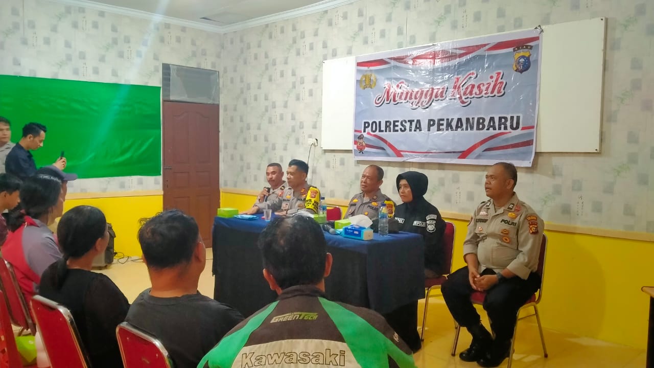 Polsek Binawidya Gelar Kegiatan “Minggu Kasih”, Jalin Komunikasi dengan Warga untuk Ciptakan Kamtibmas Kondusif