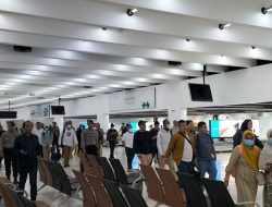 Gubernur Abdul Wahid dan 9 Orang Hasil OTT KPK Sampai di Jakarta, Ketua KNPI Riau: “Rakyat Berdukacita”
